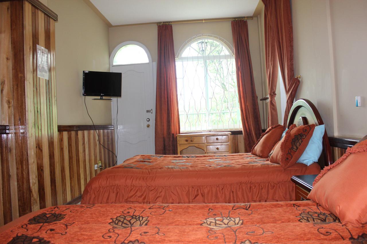 Hostal Mirador De Otavalo Dış mekan fotoğraf